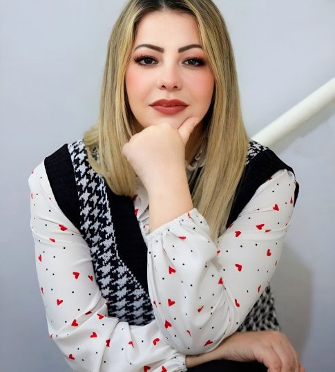 ELAINE DE PAULA